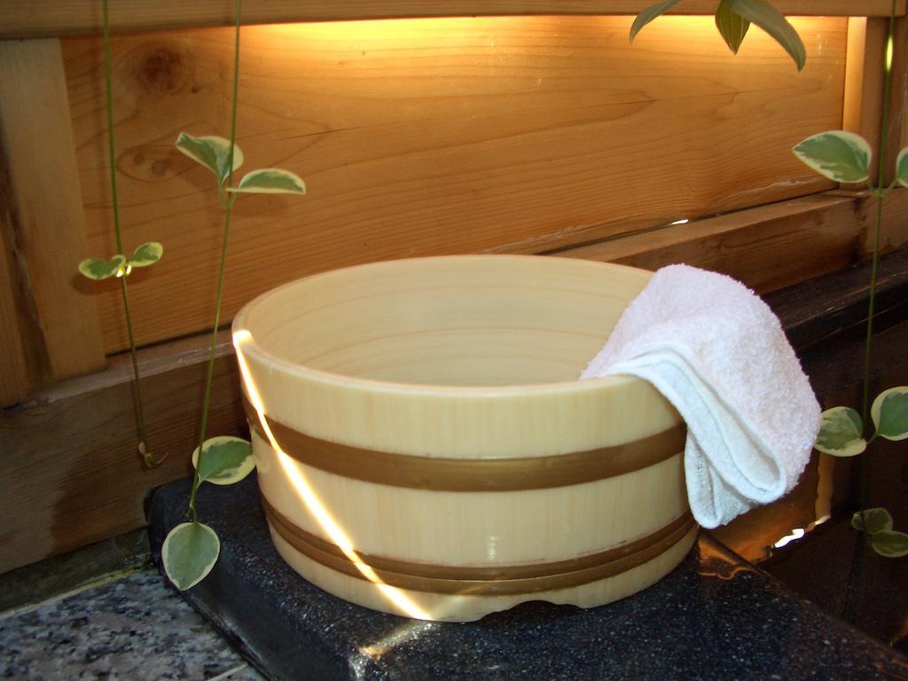 Tomitaya Ryokan Bekkan Мацумото Экстерьер фото